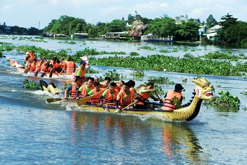 Giải đua thuyền truyền thống tỉnh Bình Dương